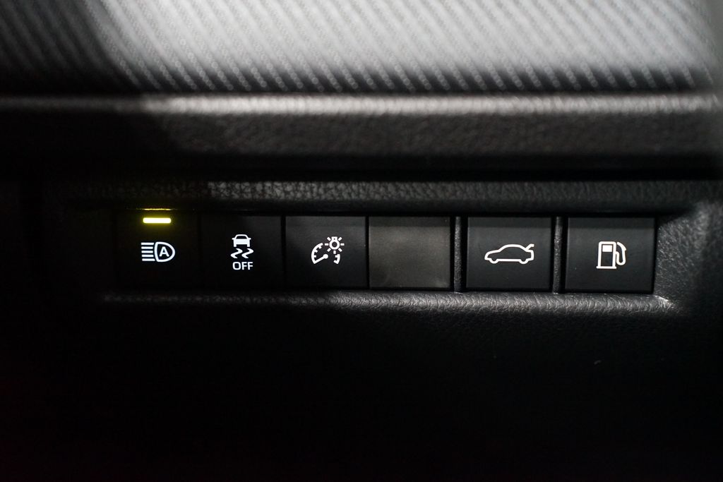 Thumbnail: 2026 Toyota Camry - 25