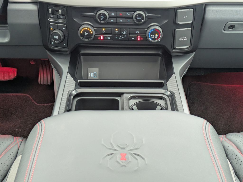 2026 Ford F-250 Super Duty XLT