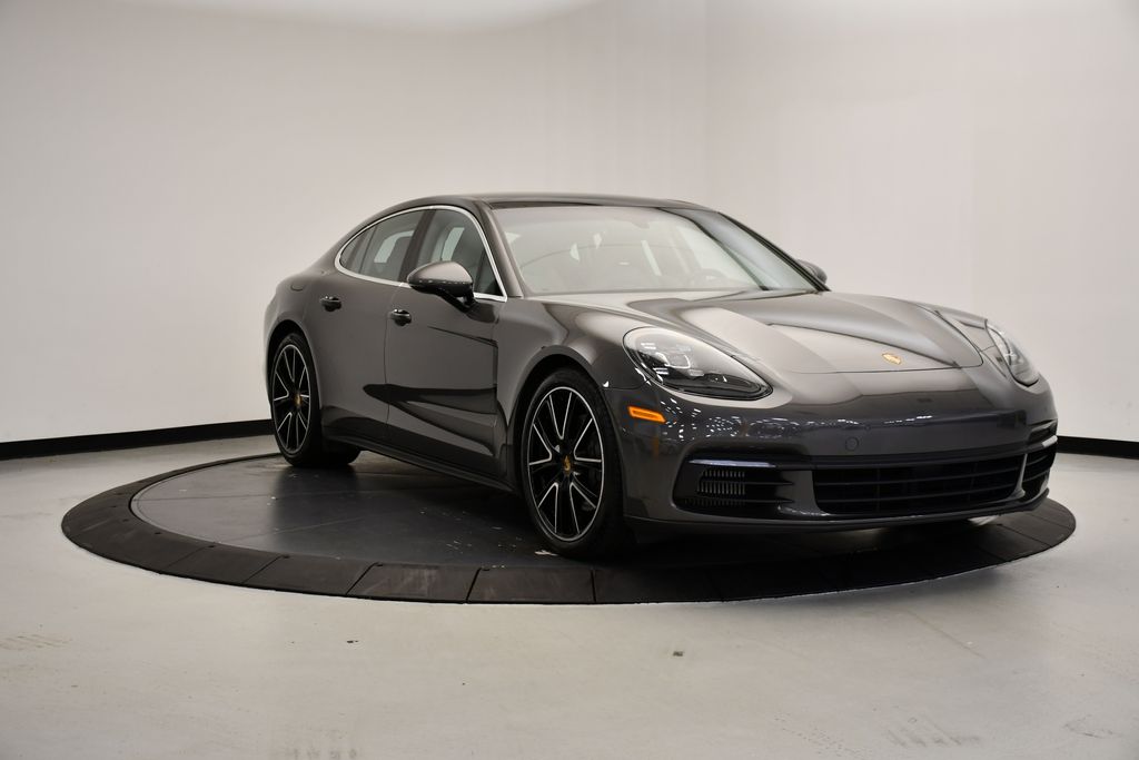 Thumbnail: 2018 Porsche Panamera - 9