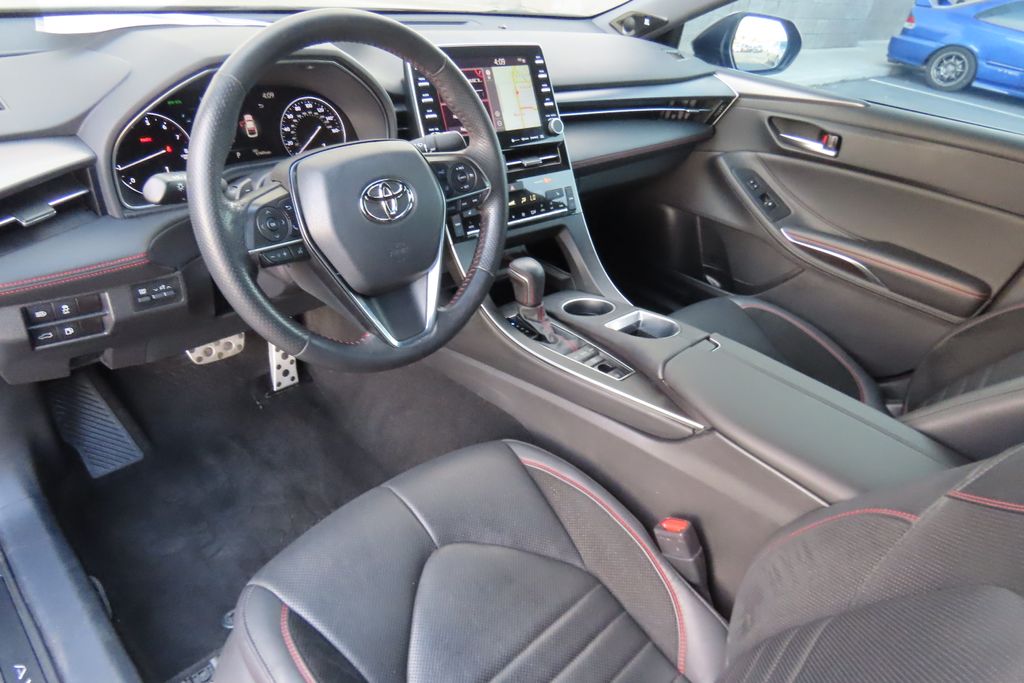 Thumbnail: 2021 Toyota Avalon - 9