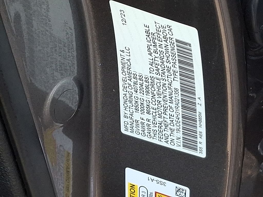 Thumbnail: 2024 Acura Integra - 27