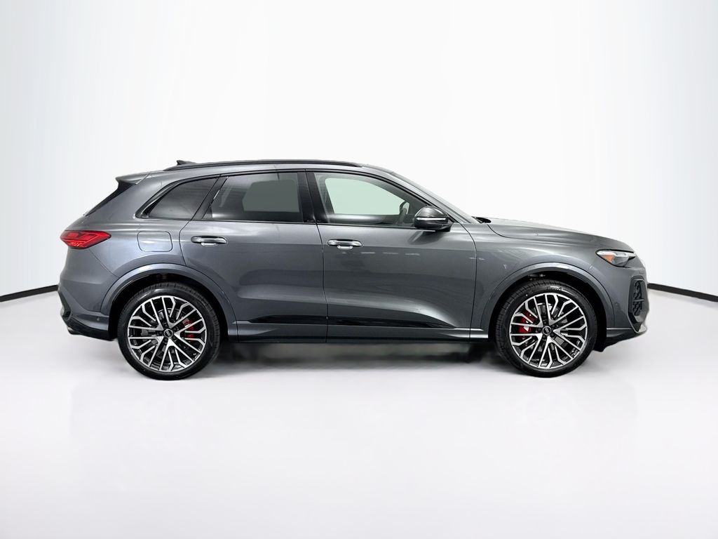 Thumbnail: 2025 Audi SQ5 - 4