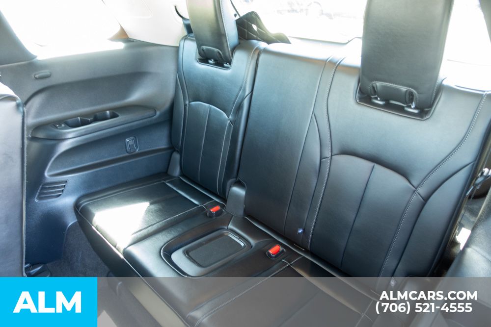 Used 2023 Silver INFINITI LUXE image 20