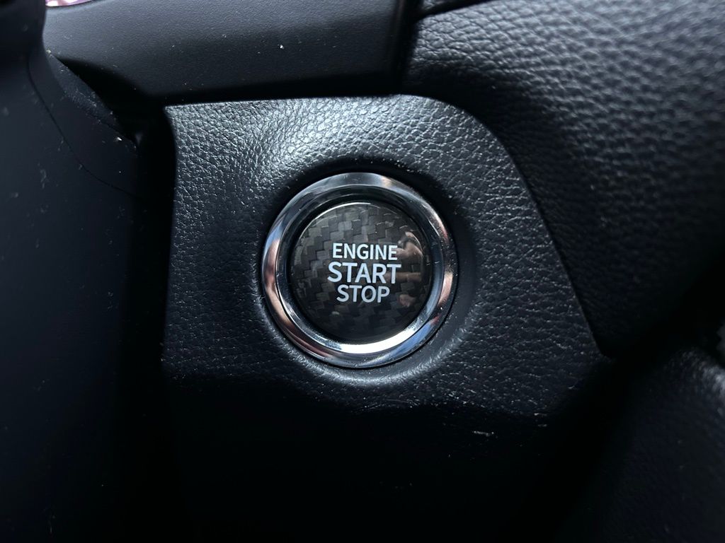 Thumbnail: 2021 Toyota RAV4 - 28