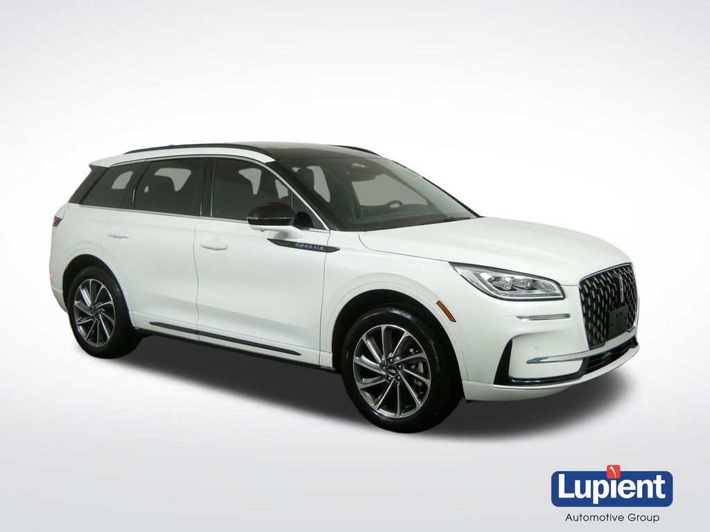 Pristine White Metallic Tri-Coat 2025 Lincoln Corsair Grand Touring AWD SUV / Crossover All-Wheel Drive Continuously Variable Transmission