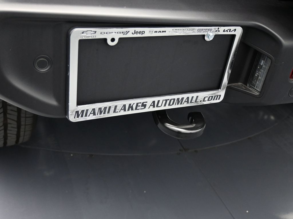 New 2025 Black Clearcoat Jeep Sahara image 34