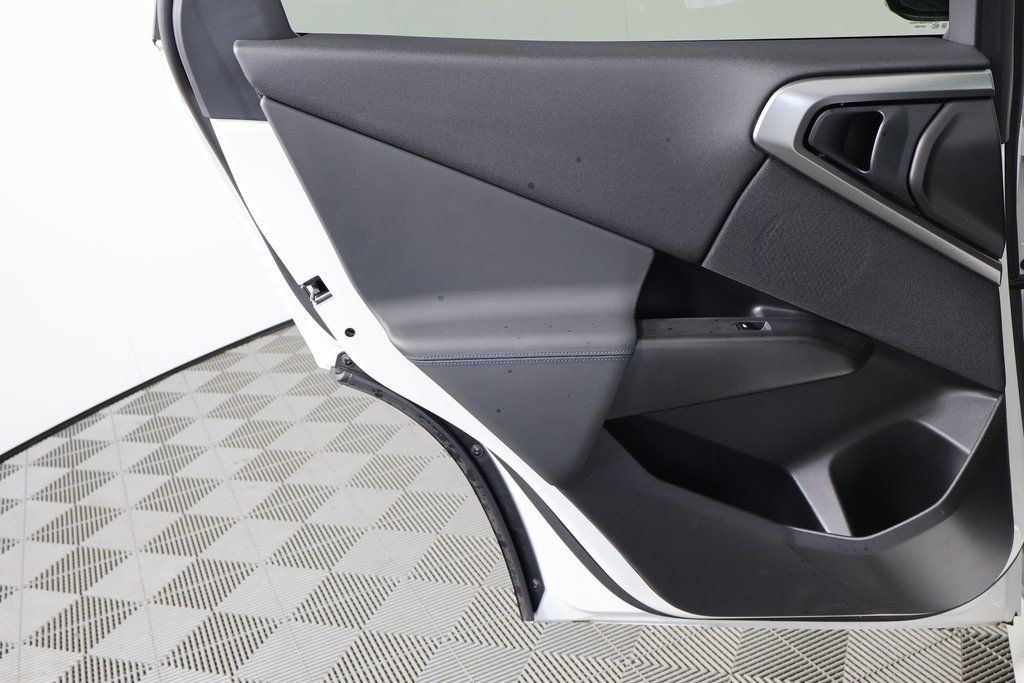 Thumbnail: 2025 BMW X3 - 13