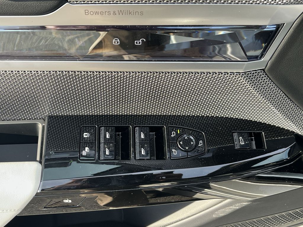 Thumbnail: 2026 BMW i7 - 13