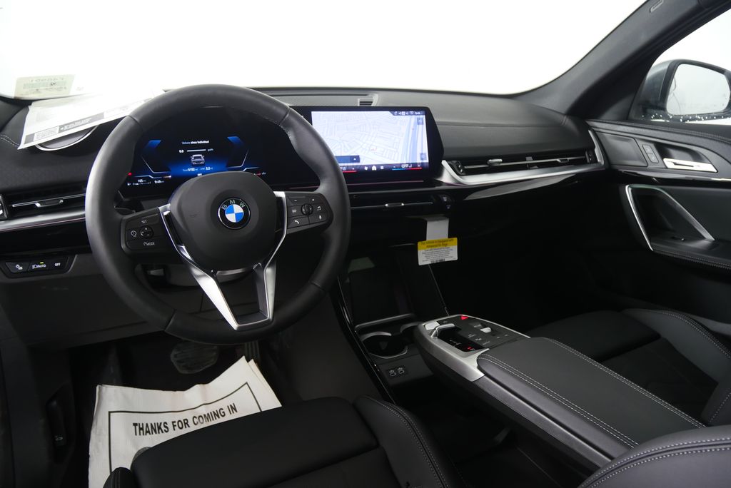 Thumbnail: 2025 BMW X2 - 17