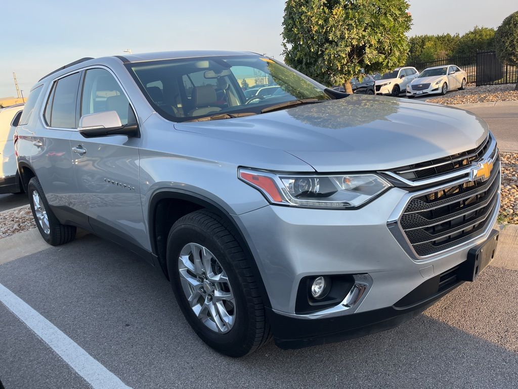 Thumbnail: 2021 Chevrolet Traverse - 2