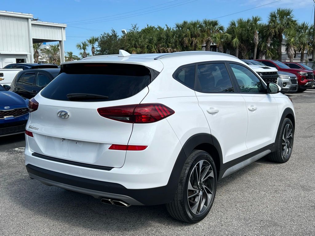 2020 Hyundai Tucson Sport 4