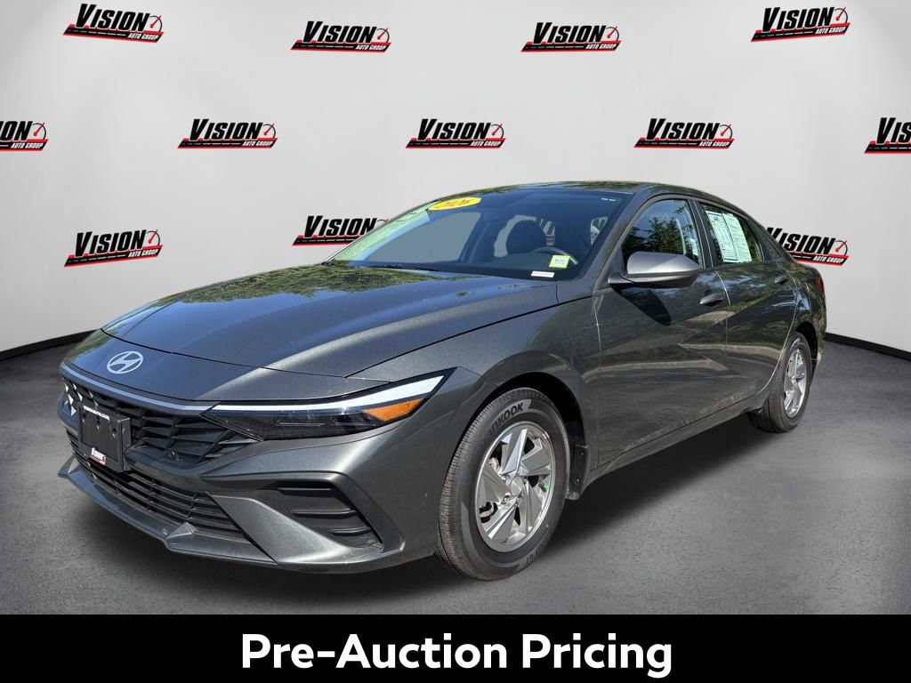 Amazon Gray 2026 Hyundai Elantra Sedan Front-Wheel Drive Continuously Variable Transmission