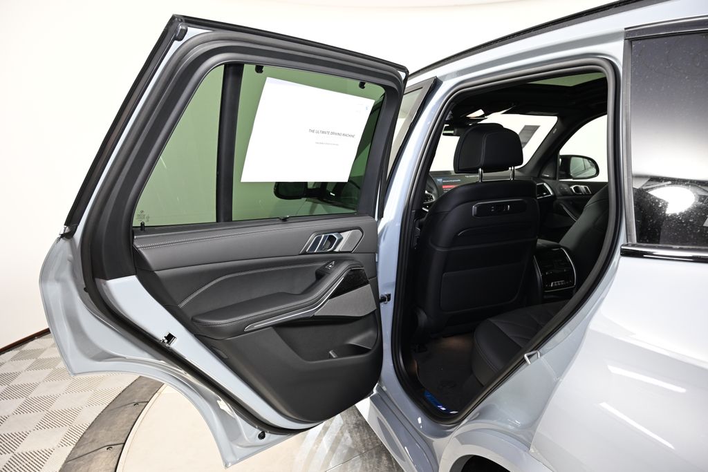 Thumbnail: 2026 BMW X5 - 24