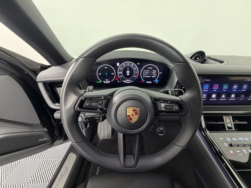 Thumbnail: 2026 Porsche Panamera - 23