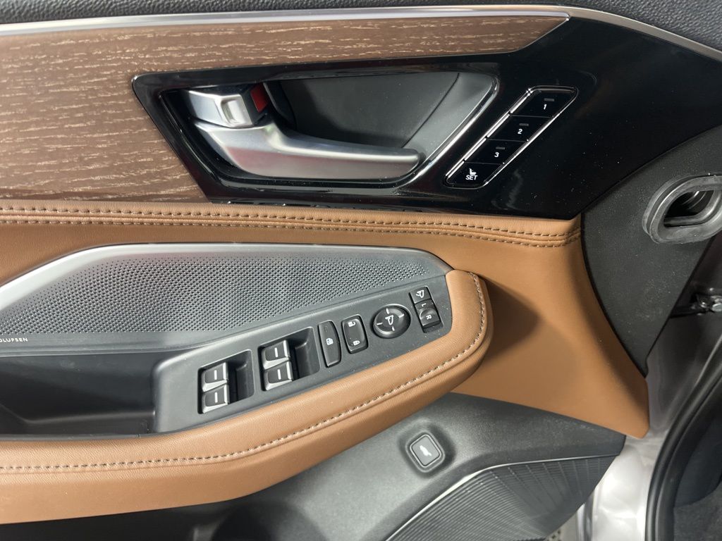 Thumbnail: 2026 Acura MDX - 26