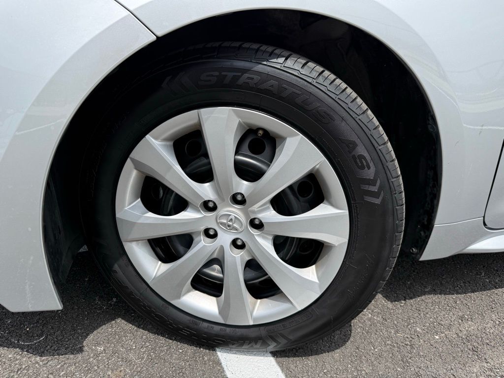 Thumbnail: 2025 Toyota Corolla - 9