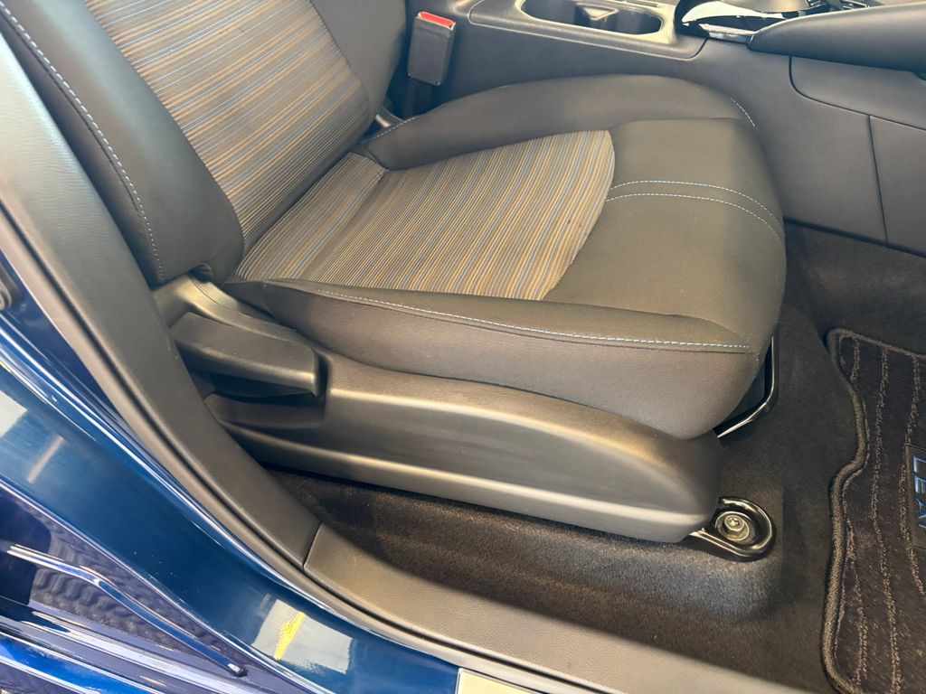 2024 Nissan Leaf SV Plus