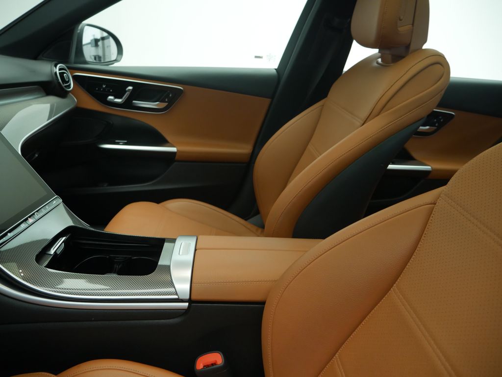 Thumbnail: 2023 Mercedes-Benz C-Class - 20