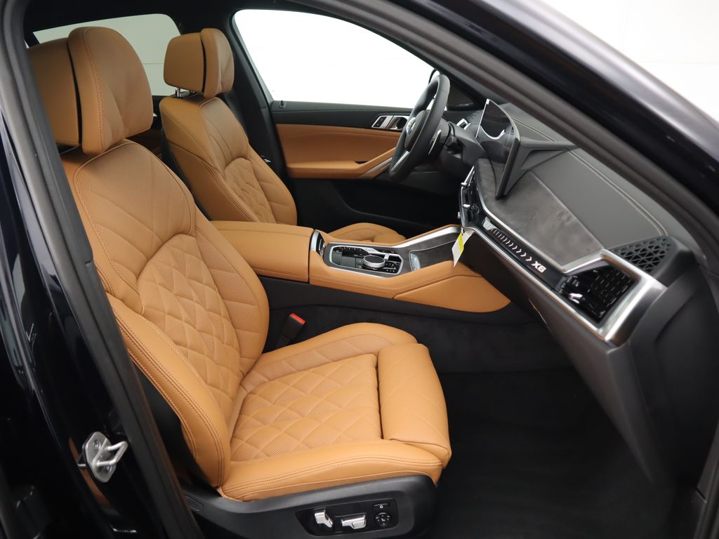 Thumbnail: 2026 BMW X6 - 21