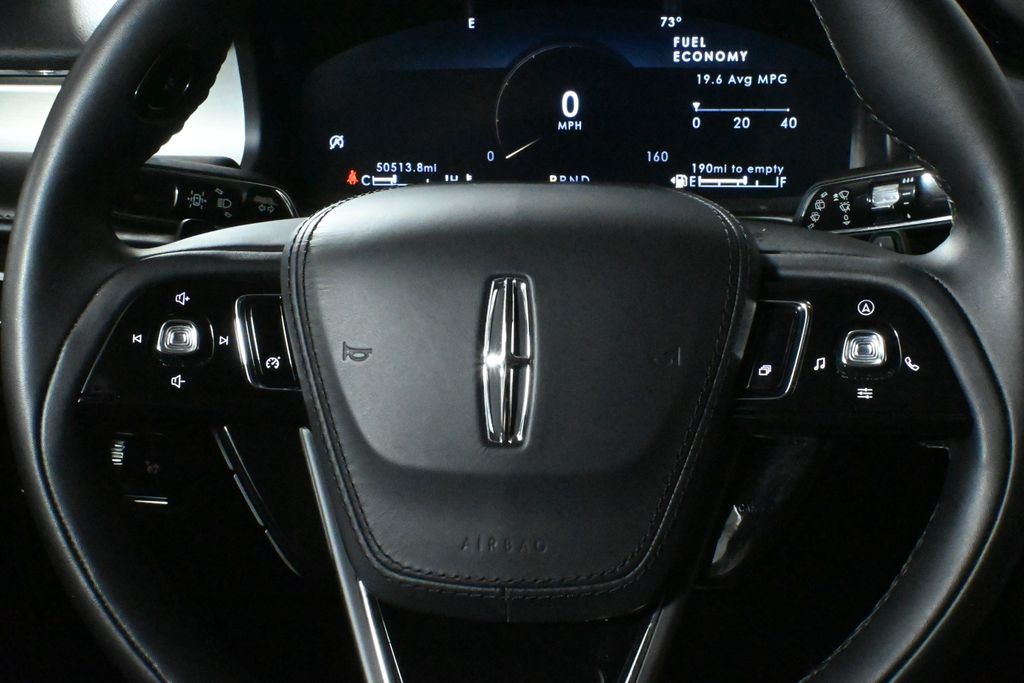 Thumbnail: 2022 Lincoln Aviator - 20