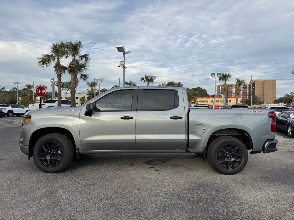 2025 Chevrolet Silverado 1500 Custom 5