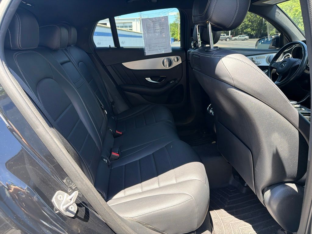 Thumbnail: 2019 Mercedes-Benz GLC - 23