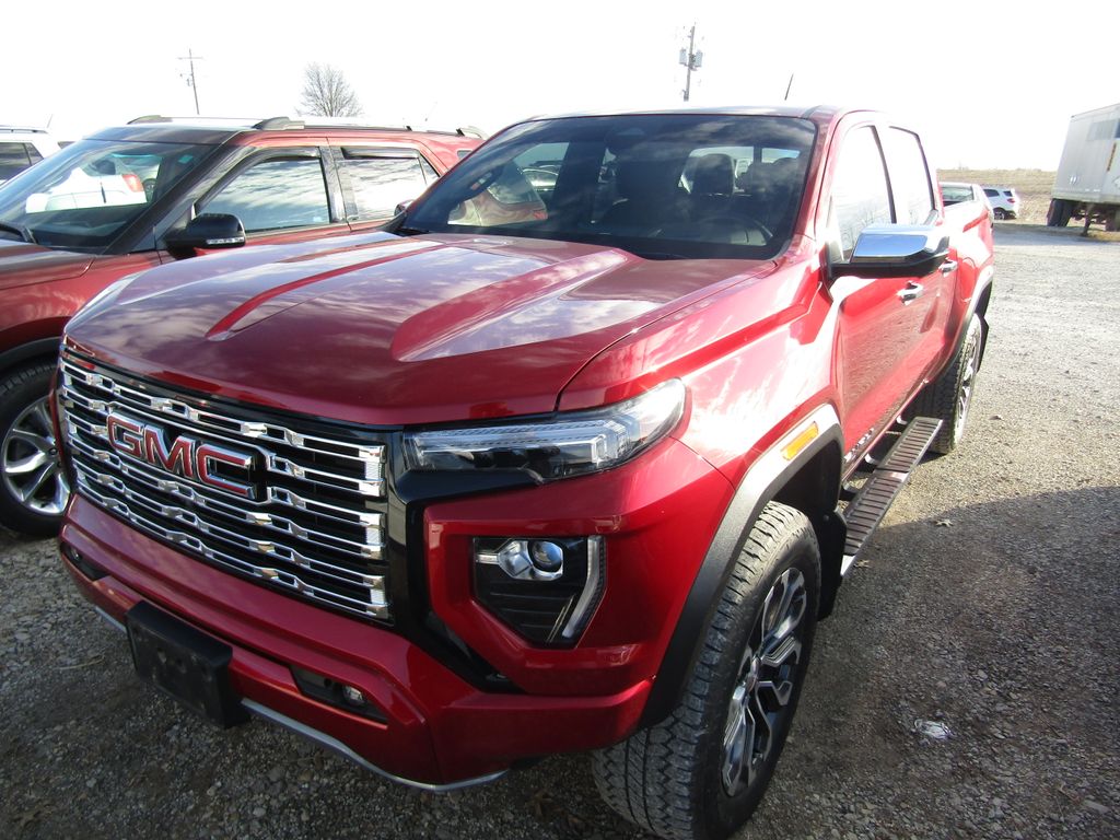 2023 GMC Canyon Denali Crew Cab 4WD