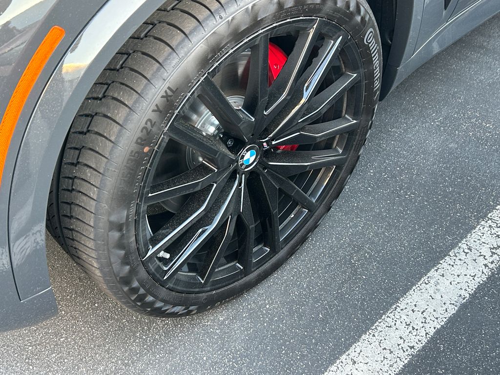 Thumbnail: 2026 BMW X5 - 3
