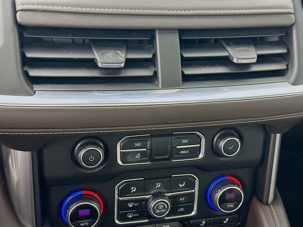 Thumbnail: 2021 Chevrolet Tahoe - 15