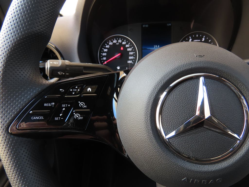 Thumbnail: 2025 Mercedes-Benz Sprinter - 10