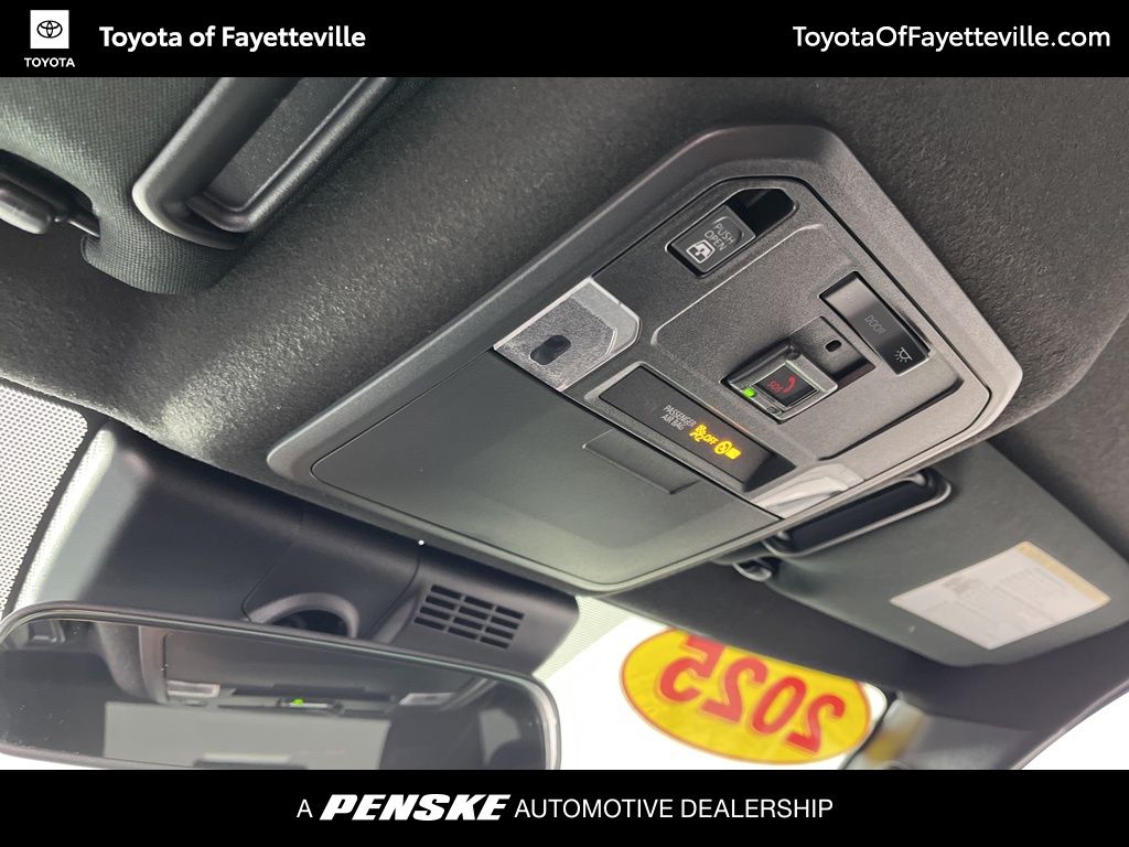 Thumbnail: 2025 Toyota 4Runner - 25