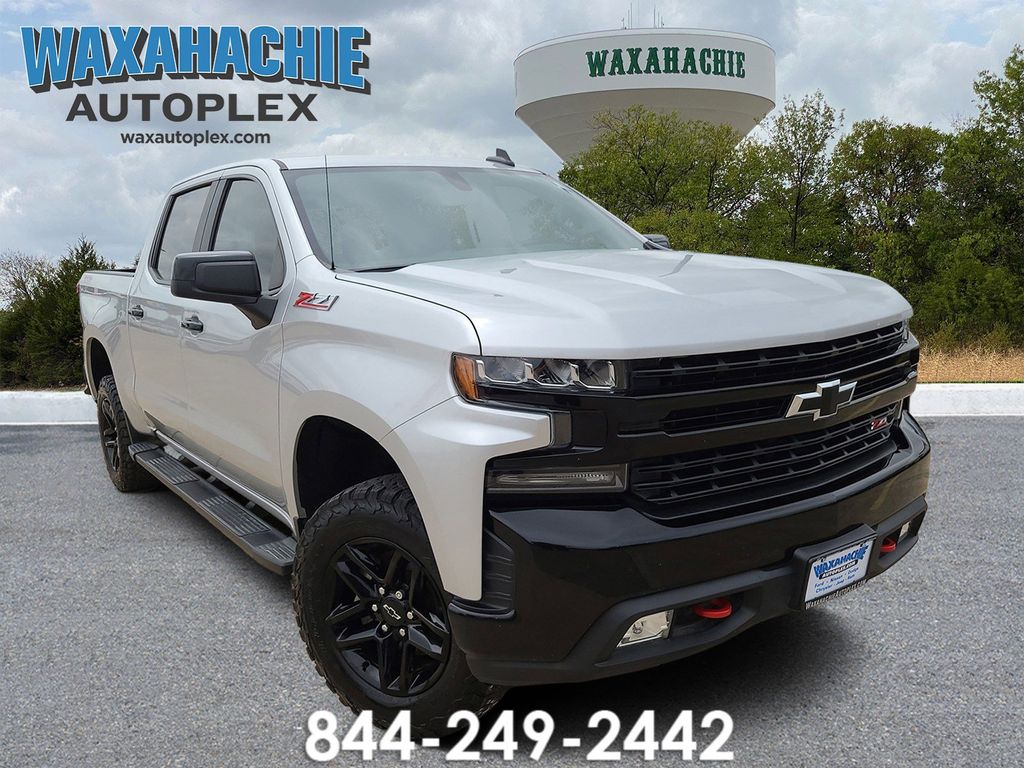 Silver Ice Metallic 2021 Chevrolet Silverado 1500 LT Trail Boss Crew Cab 4WD Pickup Truck Four-Wheel Drive Automatic
