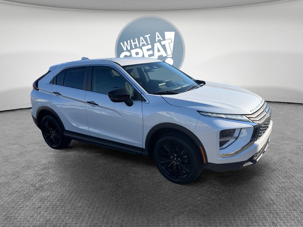 White Diamond 2022 Mitsubishi Eclipse Cross LE S-AWC AWD SUV / Crossover All-Wheel Drive Continuously Variable Transmission