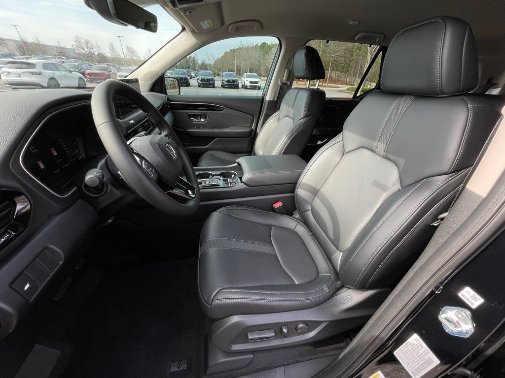 Thumbnail: 2026 Honda Pilot - 26