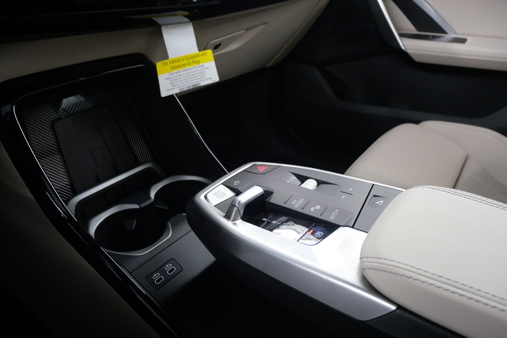 2025 BMW X1 xDrive28i 24