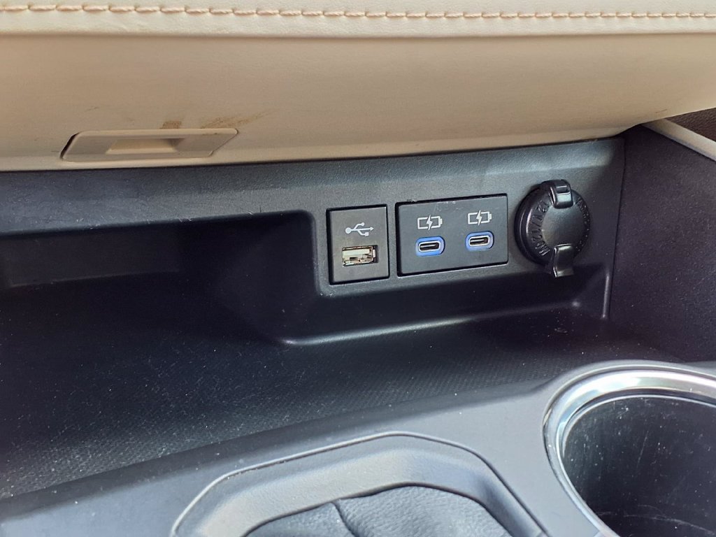 Used 2022 Toyota Highlander SUV