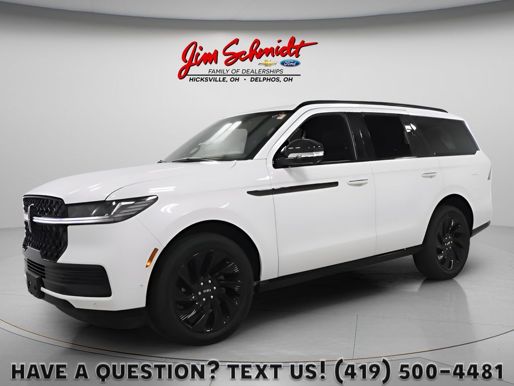 Pristine White Metallic Tri-Coat 2025 Lincoln Navigator Reserve 4WD SUV / Crossover Four-Wheel Drive Automatic