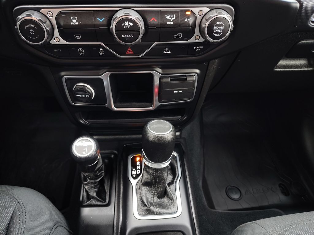 Used Car 2022 Jeep Gladiator  Sport For Sale Under $40,000 In Austin, Texas