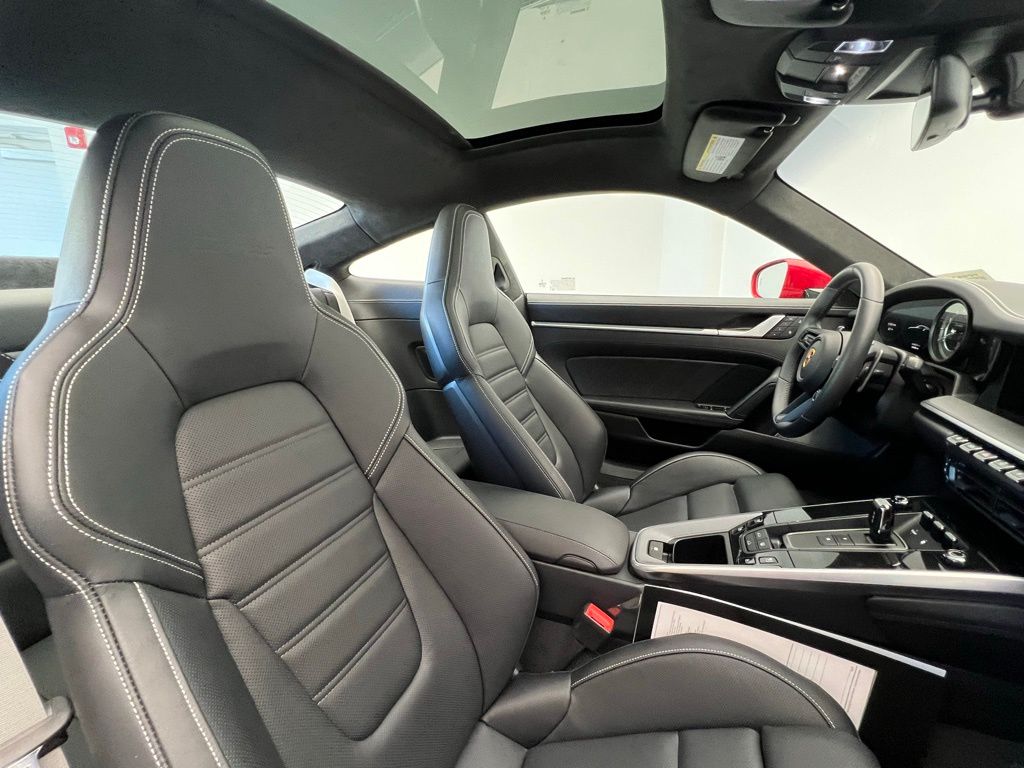 Thumbnail: 2024 Porsche 911 - 18