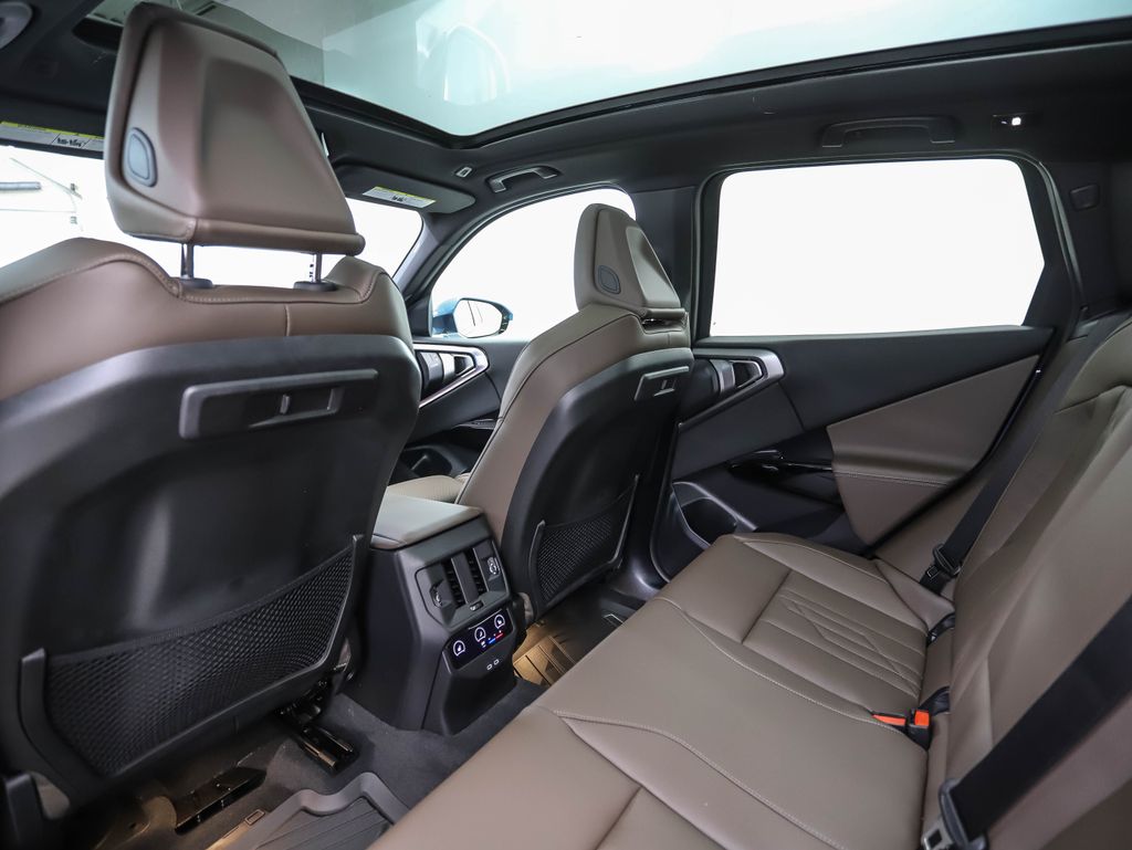Thumbnail: 2026 BMW X3 - 21