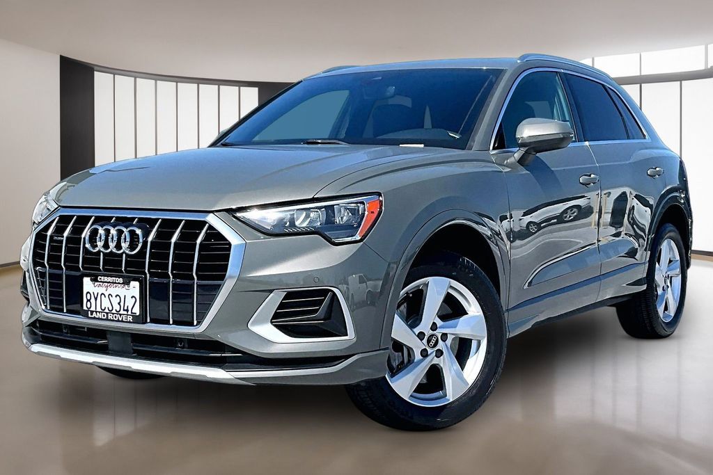 Chronos Gray Metallic 2022 Audi Q3 SUV / Crossover All-Wheel Drive 8-Speed Automatic