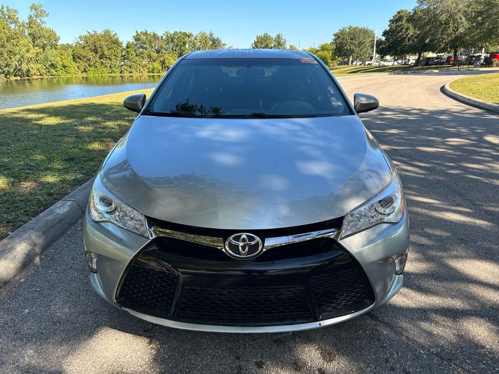 Thumbnail: 2015 Toyota Camry - 8