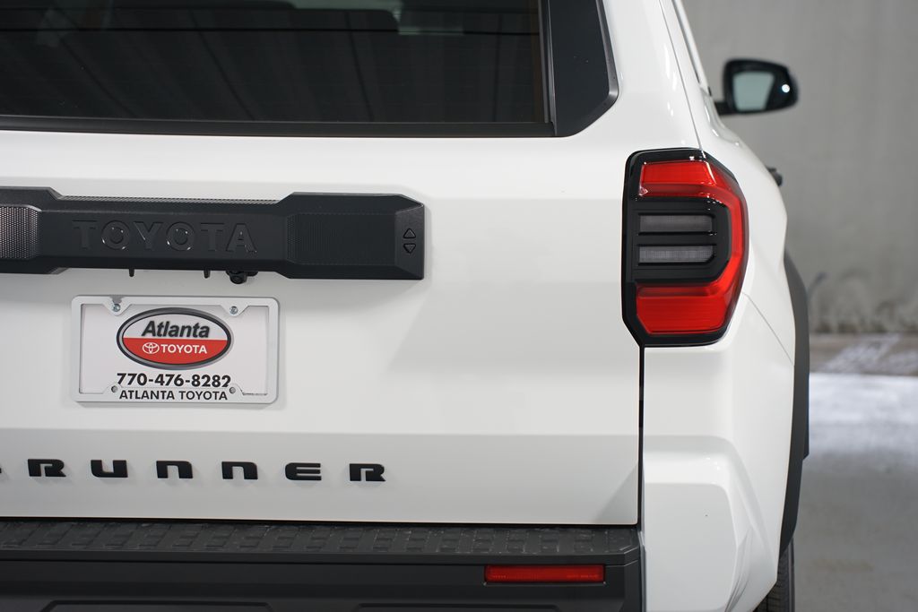 Thumbnail: 2025 Toyota 4Runner - 10