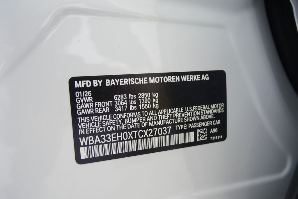 Thumbnail: 2026 BMW 7 Series - 27