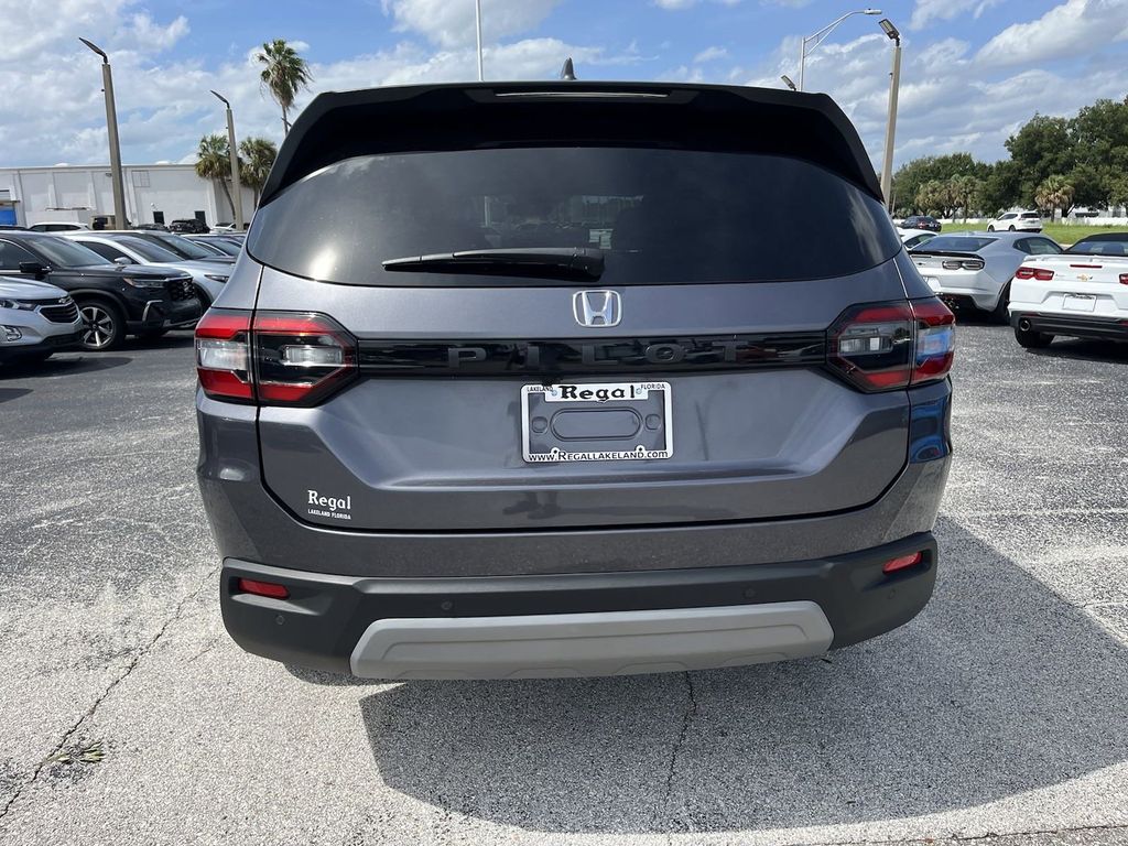 2024 Honda Pilot EX-L 6