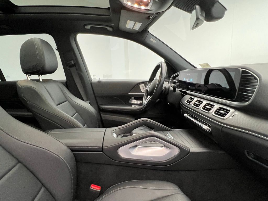 Thumbnail: 2023 Mercedes-Benz GLE - 6