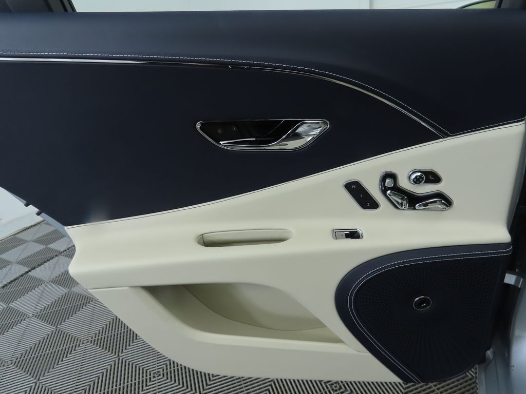 Thumbnail: 2026 Bentley Flying Spur - 27