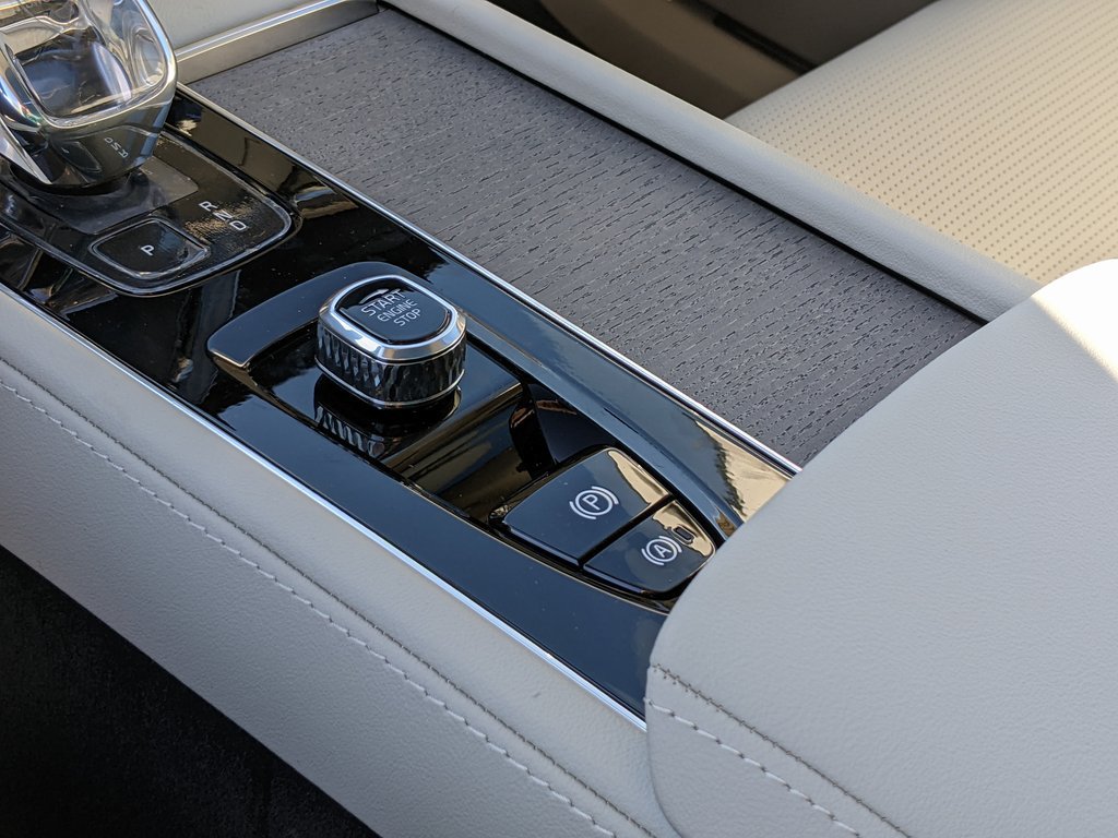 2026 Volvo XC90 Ultra - Photo 20