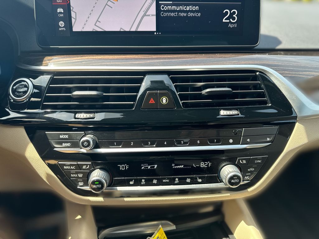 2022 BMW 5 Series 540i xDrive 19
