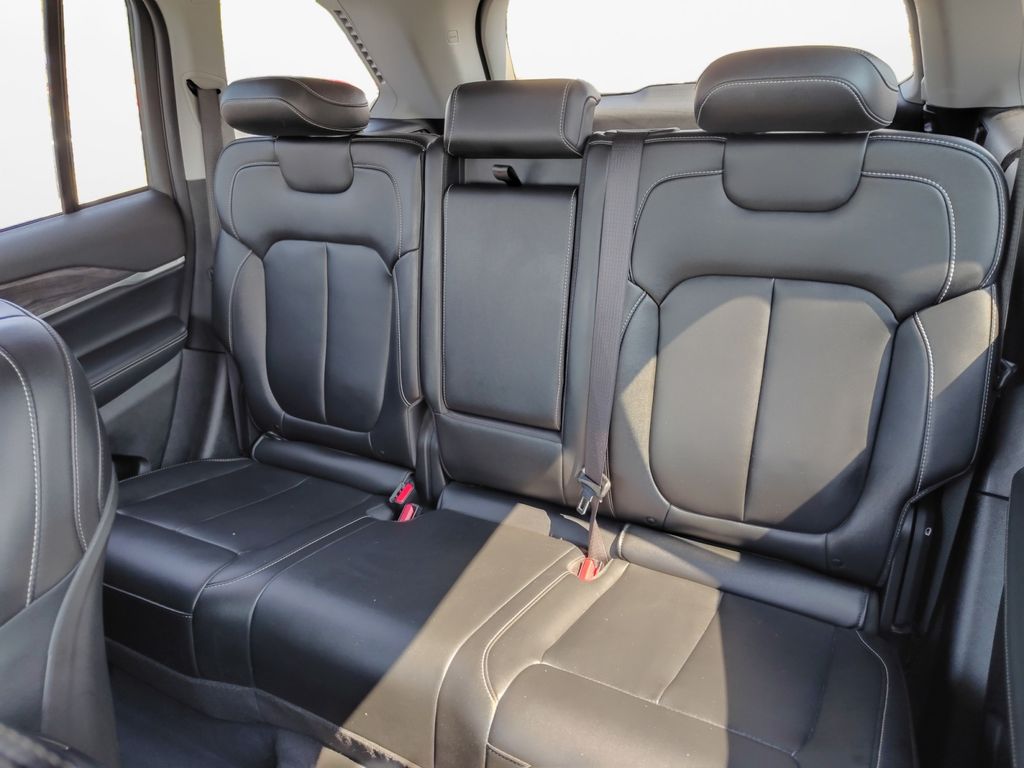 Used Car 2023 Jeep Grand Cherokee  Limited For Sale In Austin, Texas